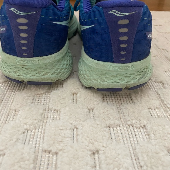 Saucing Women’s running shoes - Picture 4 of 6